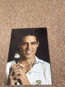 Signed Mitchell Johnson ASHES AUSSIE CRICKET 12 by 8 Photo - Picture 1 of 3