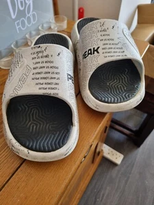 Peak Taichi Sliders, White - Picture 1 of 5