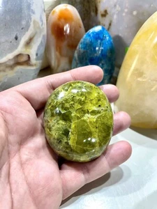 Green Vibrant Opal Rock Healing Crystals Reiki Yoga Palm Stone 3x2" ZENDA - Picture 1 of 7