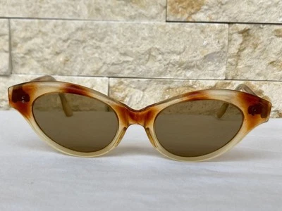VINTAGE CAT EYE SUNGLASSES TORTOISE BROWN ACETATE 1950'S MID CENTURY CLASSIC - Image 1 of 4