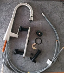 Moen 7664SRS Sleek 1 Hole Pull Down Faucet - Spot Resist Stainless - Picture 1 of 5