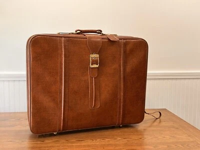 Maleta de cuero sintético FW Woolworth con llave equipaje vintage hebilla Pullman NY MCM Foto 1 de 4