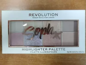 The Makeup Revolution Soph x Revolution Highlighter Palette *NEW* - (W10) - Picture 1 of 3