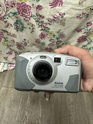 Kodak DC3400 2.0MP Compact Digital Camera Silver - Working - Image 1 of 4