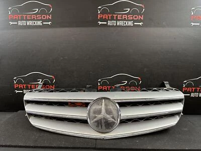 2006-2010 MERCEDES R-CLASS FRONT UPPER CHROME GRILL - Image 1 of 4