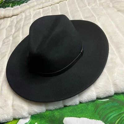 NUEVO CON ETIQUETAS Urban Outfitters OSFM Negro Ala Ancha Informal Festival Verano Medio Oeste Sombrero Foto 1 de 4