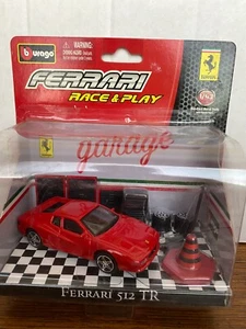 1/43 BBURGO FERRARI RACE & PLAY GARAGE FERRARI 512 TR RED - Picture 1 of 2