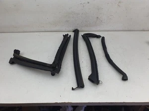 SELLO TECHO LADO PASAJERO MERCEDES SLK R171 IZQUIERDO A1717900598 - Imagen 1 de 9