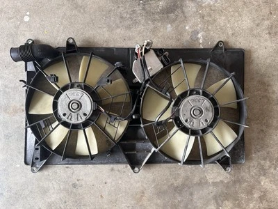 Conjunto de ventiladores de refrigeración del radiador Lexus Sc430 2003 *Nota leer descripción Foto 1 de 4