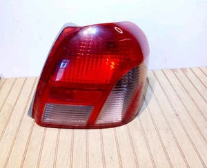Panel de cuarto de luz trasera Toyota Echo Passenger (derecha) 2000-2002 Mtd rayada OEM  - Imagen 1 de 12