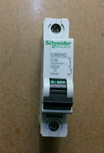 32A MCB SP Type C 10kA 240Vac Schneider Electric C60HC Circuit Breaker 25648 - Picture 1 of 2