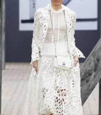 Akris NUEVA Chaqueta Amy Guipur Encaje Cremallera Rejilla Abierta En Marfil Talla US 10 $4,490.00 Foto 1 de 4