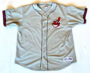 Vintage Majestic Chief Wahoo CLEVELAND INDIANS Gray Jersey Size L - FreeShip - Picture 1 of 10