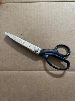 Vintage Wiss Model SN7 Pinking Shears Scissors Blue Handle 7 1/2” - Image 1 of 4