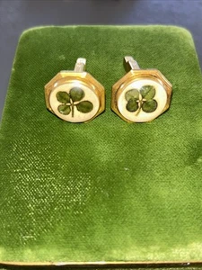 Vintage Hickok USA emailliertes Kleeblatt goldfarbene Manschettenknöpfe St. Patricks Day - Bild 1 von 7