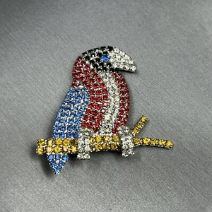 VTG Rhinestone Bird Brooch Patriotic Colors, Dorothy Bauer Style Pin Red Blue - Picture 1 of 7