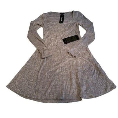 Vestido acanalado gris manga larga cuello cuadrado Bebe para mujer S Foto 1 de 2