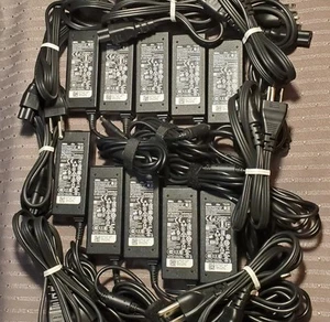 LOT OF 10 Genuine Dell 45W 19.5V 2.31A LA45NM140 AC Power Chargers - Picture 1 of 3