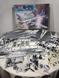 Vintage Monogram B-17G Flying Fortress Model Kit 1/48 - Picture 1 of 21
