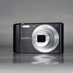 Sony Cybershot DSC-W810 20,1MP Digital Camera Black, Case, SD Card - Excellent - Bild 1 von 19