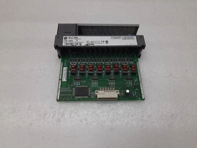 Allen Bradly SLC 500 1746-OB16 módulo de salida Ser B - Imagen 1 de 4