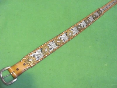 Vintage Motley's Hand Tooled Women's Leather Belt C320 Size 28. - Image 1 of 4