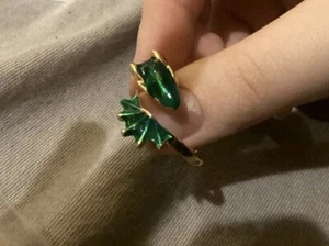 Bijoux Fantaisie, bague dragon Vert pailleté et doré, ajustable / Réglable Neuf  - Picture 1 of 4