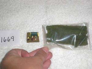 N Scale Model Train Accessories Mini Camp Scene Diorama & Hedge Rows - Picture 1 of 5