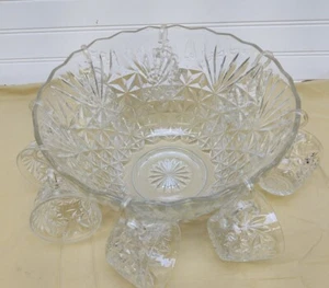 Vintage Anchor Hocking Punch Bowl Set. Beautiful Arlington Pattern - Picture 1 of 5