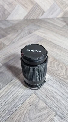Super Cosina 70-210mm f4.5-5.6 Telephoto Zoom Manual Macro Lens  - Image 1 of 4