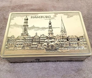 Lot of Vintage 100+ Buttons on Cards Old Tin Hamberg Germany 9.5"x2.5"x6.25" - Picture 1 of 3