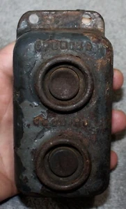 ANTIQUE CAST IRON RAILROAD INDUSTRIAL OPENING/CLOSING PUSH BUTTON SWITCH - Picture 1 of 9