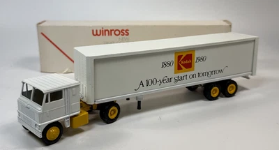 Camión tractor-remolque Winross 1/64 Kodak 1888-1980 A 100 años a partir de mañana Foto 1 de 4