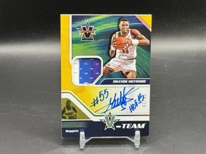 2018-19 Panini Chronicles Vanguard Dikembe Mutombo Gold Patch Auto /10 HOF - Picture 1 of 2