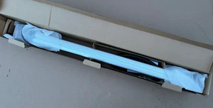 Barra transversal original Range Rover Velar L560 - Imagen 1 de 2