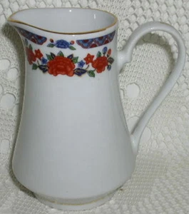 Crown Ming China Jian Shiang Old Imari CREAMER Orange & Blue Flowers Gold Trim - Picture 1 of 2
