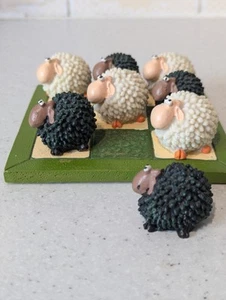 Sheep TIC TAC Toe Travel Board Game Travel Game Noughts And Crosses Board Game - Picture 1 of 7