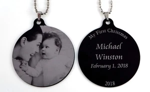 Ornamento fotografico in metallo 2,5" - Incisione personalizzata gratuita fronte e retro - Foto 1 di 4