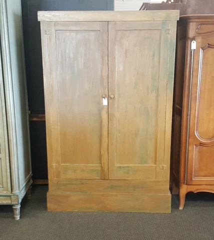 Primitive Brown Armoire Cover