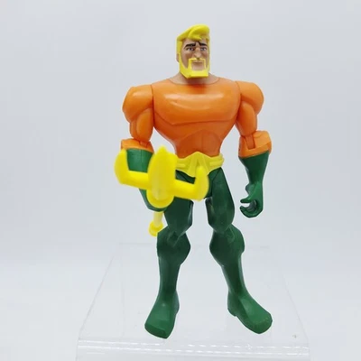 2009 Mattel DC Comics Batman The Brave and The Bold Aquaman boneco 5" com lança - Imagem 1 de 4