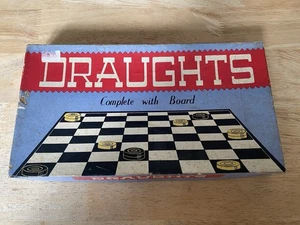 Vintage Boxed Set Box of Draughts The Harlesden Series. - Picture 1 of 4