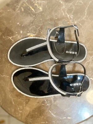 Women Sandals Size 8 Foto 1 de 4