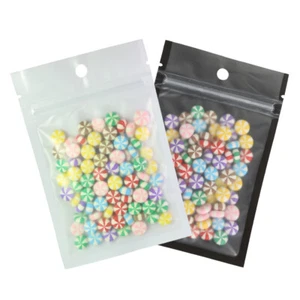 Bolsas planas de dulces QuickQlick™ 100/500/1000 seguras para alimentos en blanco o negro con orificio para colgar - Imagen 1 de 10