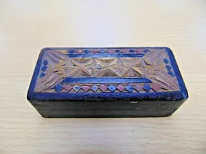 ANTIQUE WOODEN CHIP CARVED STAMP BOX - EUROPEAN - Picture 1 of 7