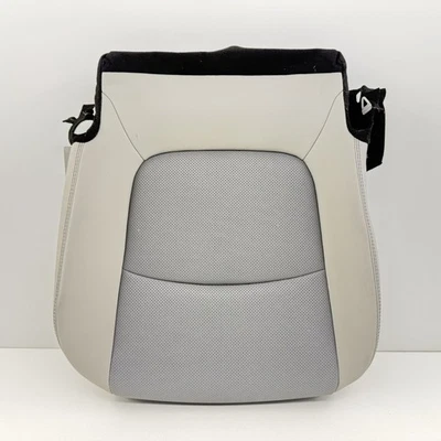 Cojín asiento inferior delantero derecho pasajero Toyota RAV4 19-25 cuero gris OEM Foto 1 de 4