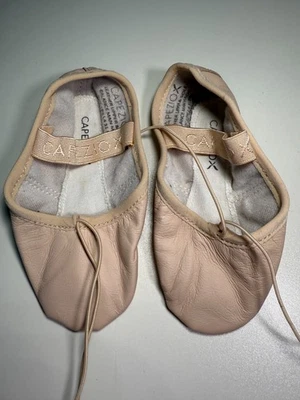 Capezio Girls Full Sole Ballet Shoe Gracie 207C Pink 8 W, 9 W, 12.5 M, 13.5 M - Image 1 of 4