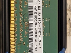 SK hynix 4GB 1Rx8 PC4-2400T Desktop Memory RAM - Picture 1 of 3