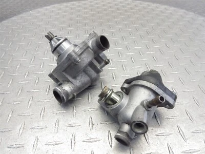 2007 06-09 Suzuki VZR1800 M109R M109 Boulevard Lot Water Pump Thermostat  - Imagem 1 de 4