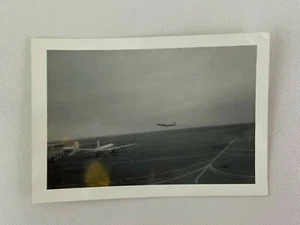 Airport Plane Takeoff Propeller Fly Vintage B&W Photograph Snapshot 3.5 x 5 - Picture 1 of 3