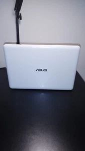 pc portatile usato ASUS F402S 2017 bianco LED 14 POLLICI - Foto 1 di 10